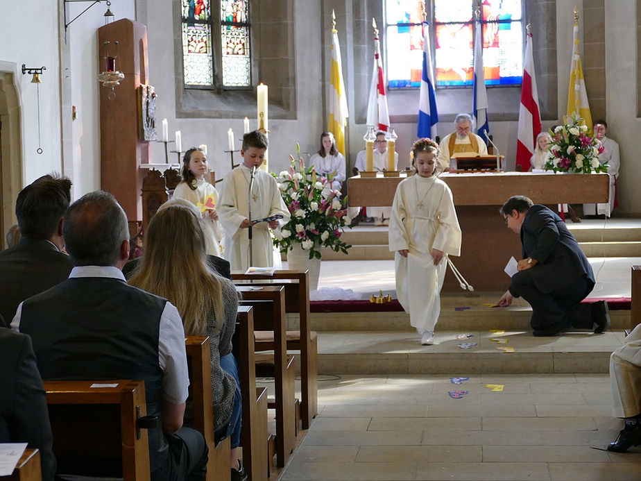 Feier der 1. Heiligen Kommunion in Sankt Crescentius (Foto: Karl-Franz Thiede)